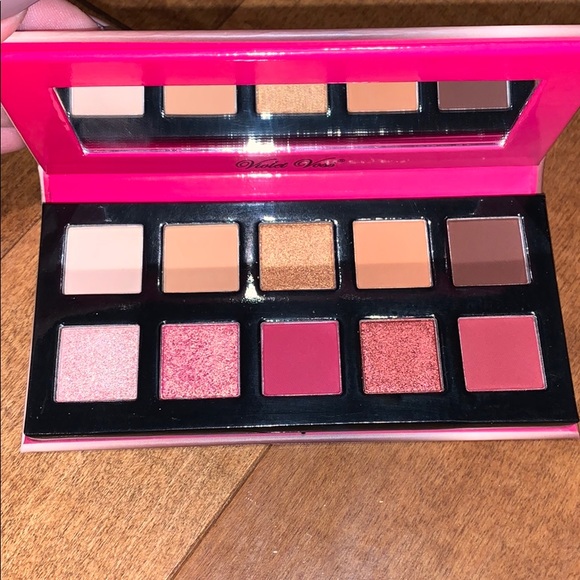 Berry Burst Violet Voss - Picture 1 of 3